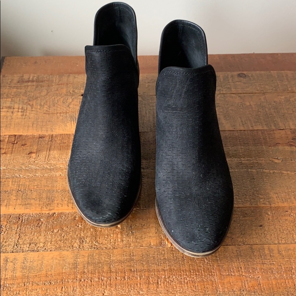 Lucky Brand ankle booties! Black leather!